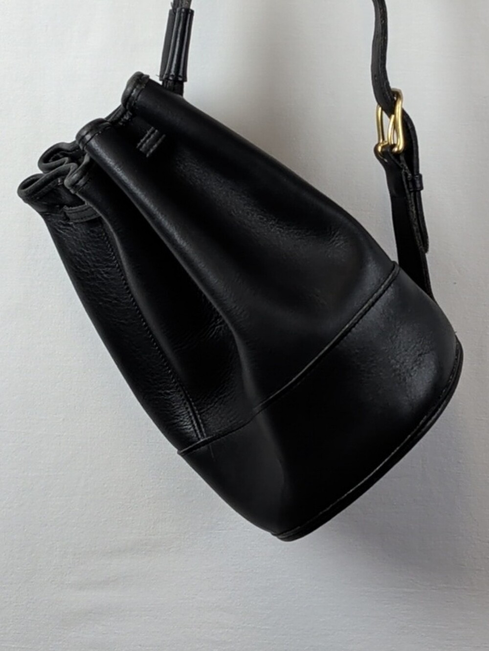 Coach Rare Vintage Black Bixby Leather Drawstring Bucket Bag (M5D - 9984)